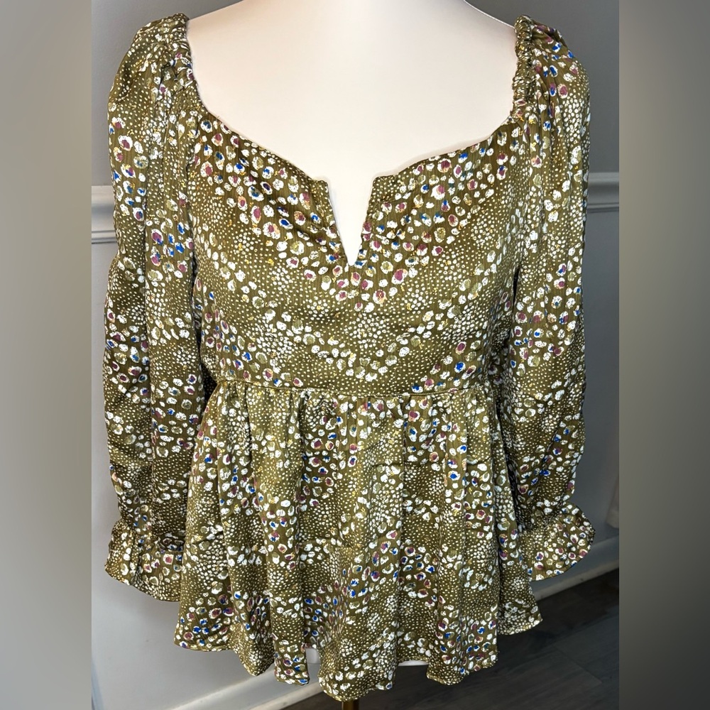Angie Boho Babydoll Blouse NWT Women’s Olive V neck Peasant Top size L - Picture 4 of 16